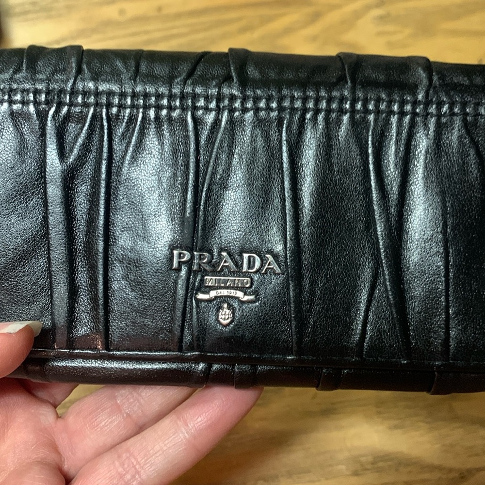 Prada Black Quilted Leather Chain Shoulder Bag - Picture 7 of 16